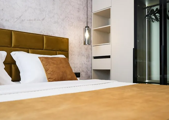 Platea Magna Lux Апартаменты *